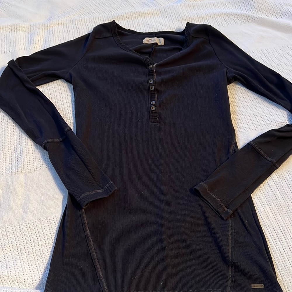 Holister long sleeve shirt